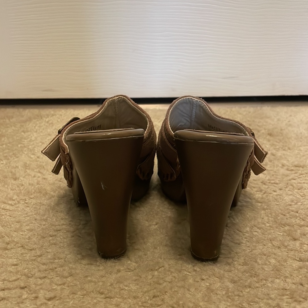 Heeled clogs - Picture 3 of 3
